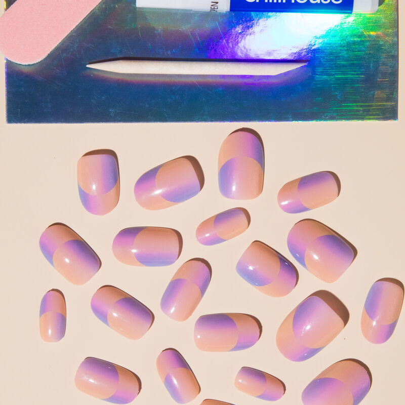 product image 3 - OtterBox x Chillhouse Peach and Purple Ombre Nail Set Sorbet for Breakfast